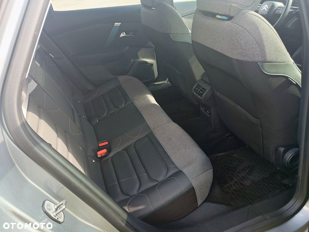 Citroën C4X EV136 50kWh Shine - 25