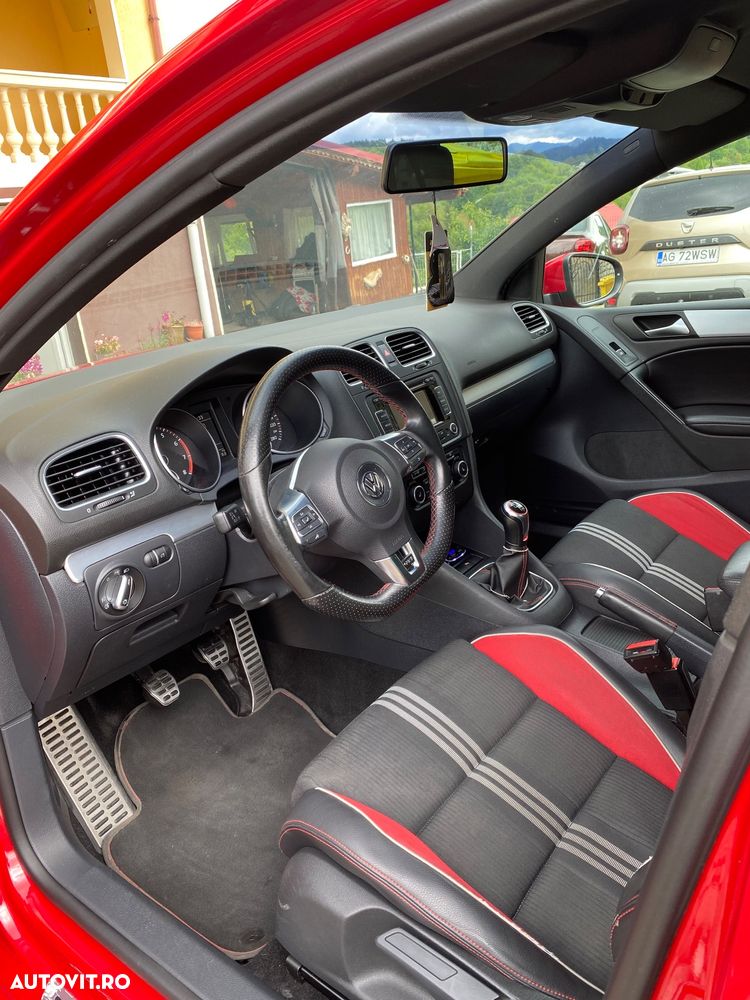 Volkswagen Golf 2.0 GTI adidas - 14