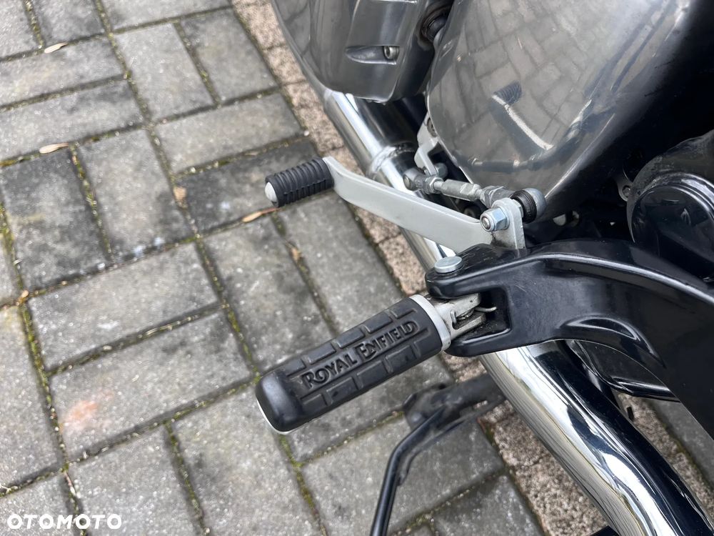 Royal Enfield Interceptor - 18