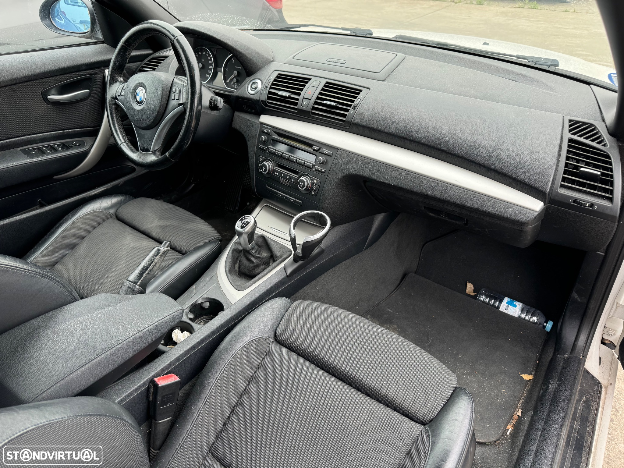 BMW E88 Serie 1 Cabrio De 2008 para peças - 8