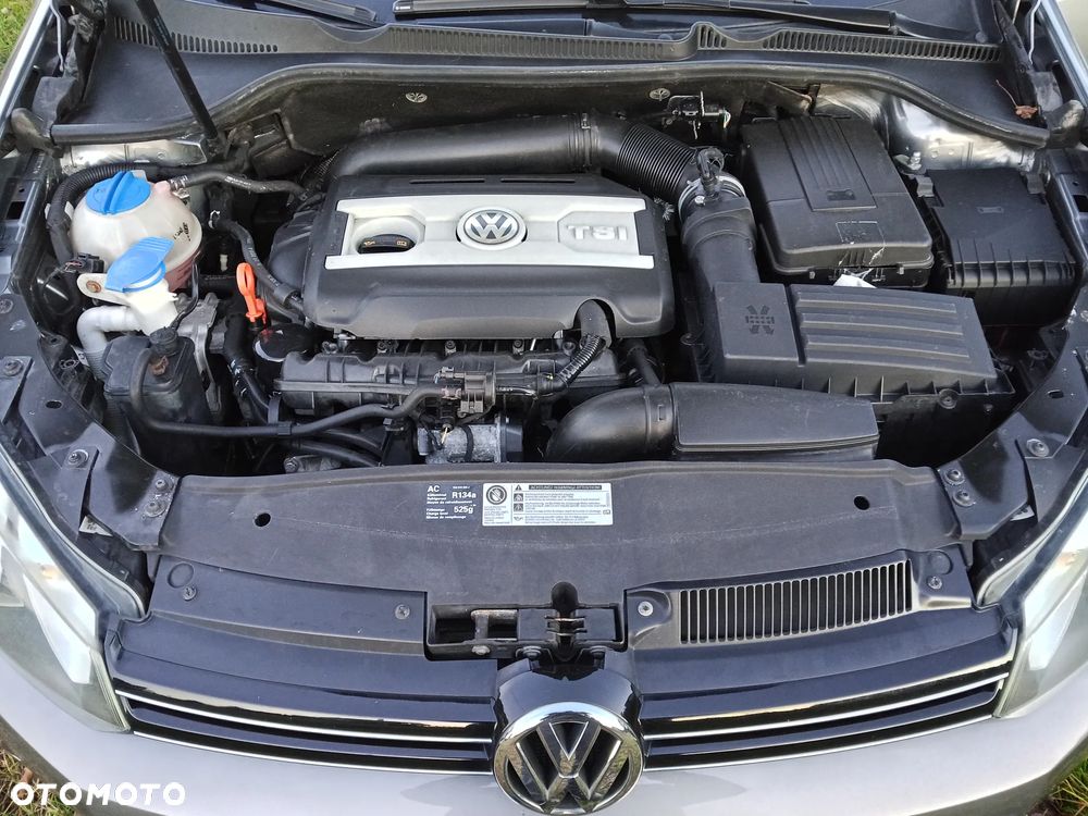 Volkswagen Golf - 8