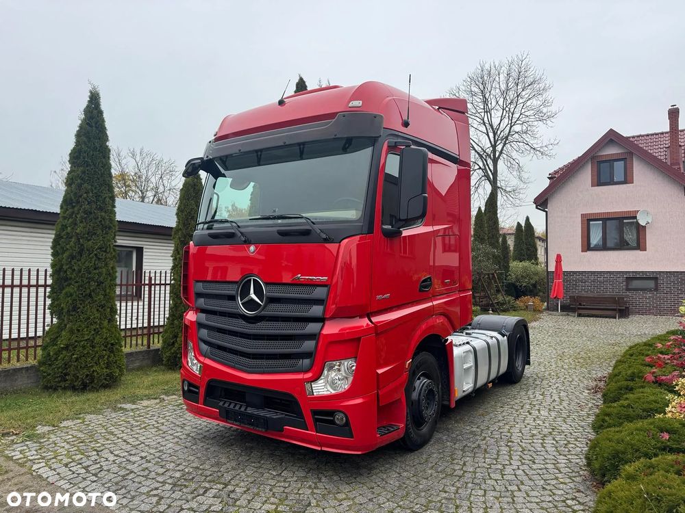 Mercedes-Benz 1845 - 35