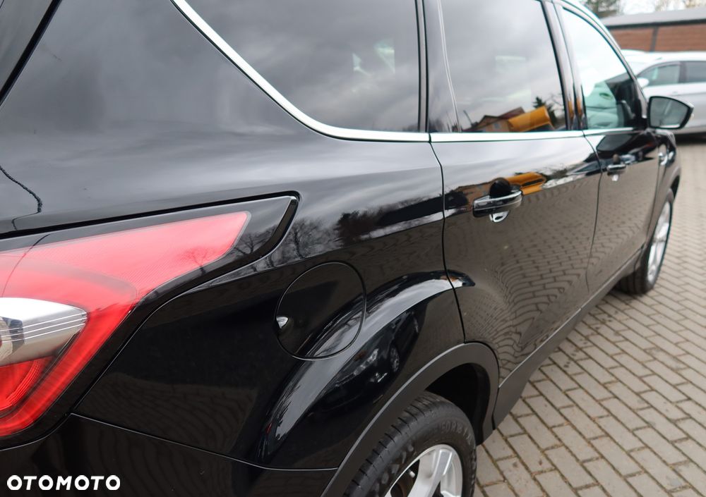 Ford Kuga 2.0 TDCi 2x4 Titanium - 9