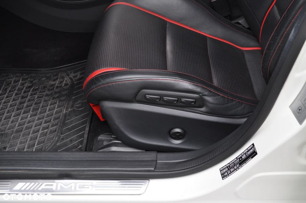 Mercedes-Benz GLA 45 AMG 4-Matic - 5