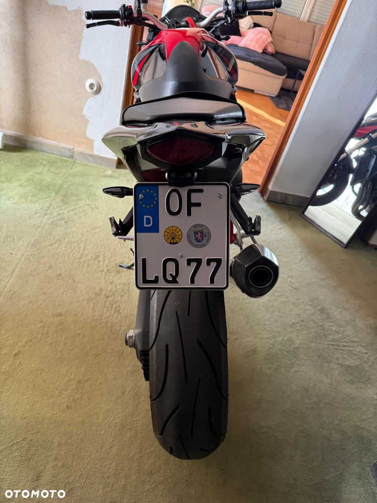 Honda CB - 11