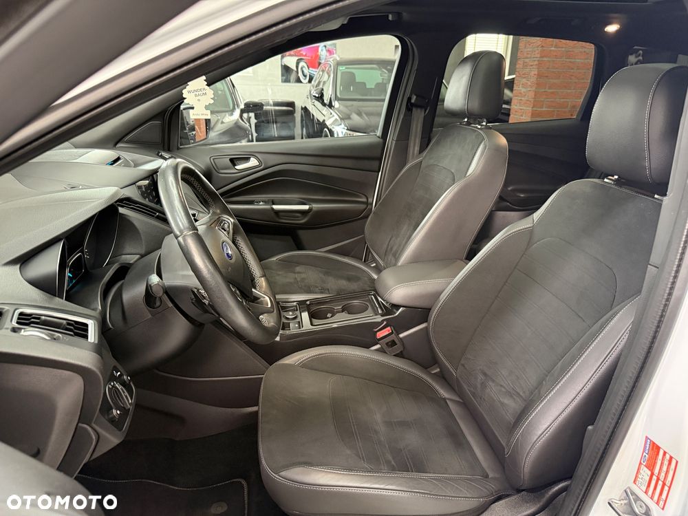 Ford Kuga 1.5 EcoBoost 4x4 ST-Line - 17