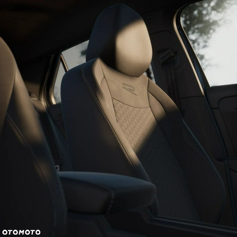 Volkswagen T-Roc - 13