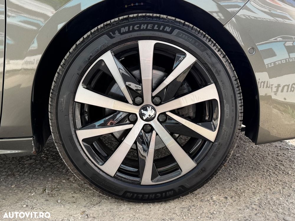 Peugeot 508 PureTech 180 EAT8 GT - 31