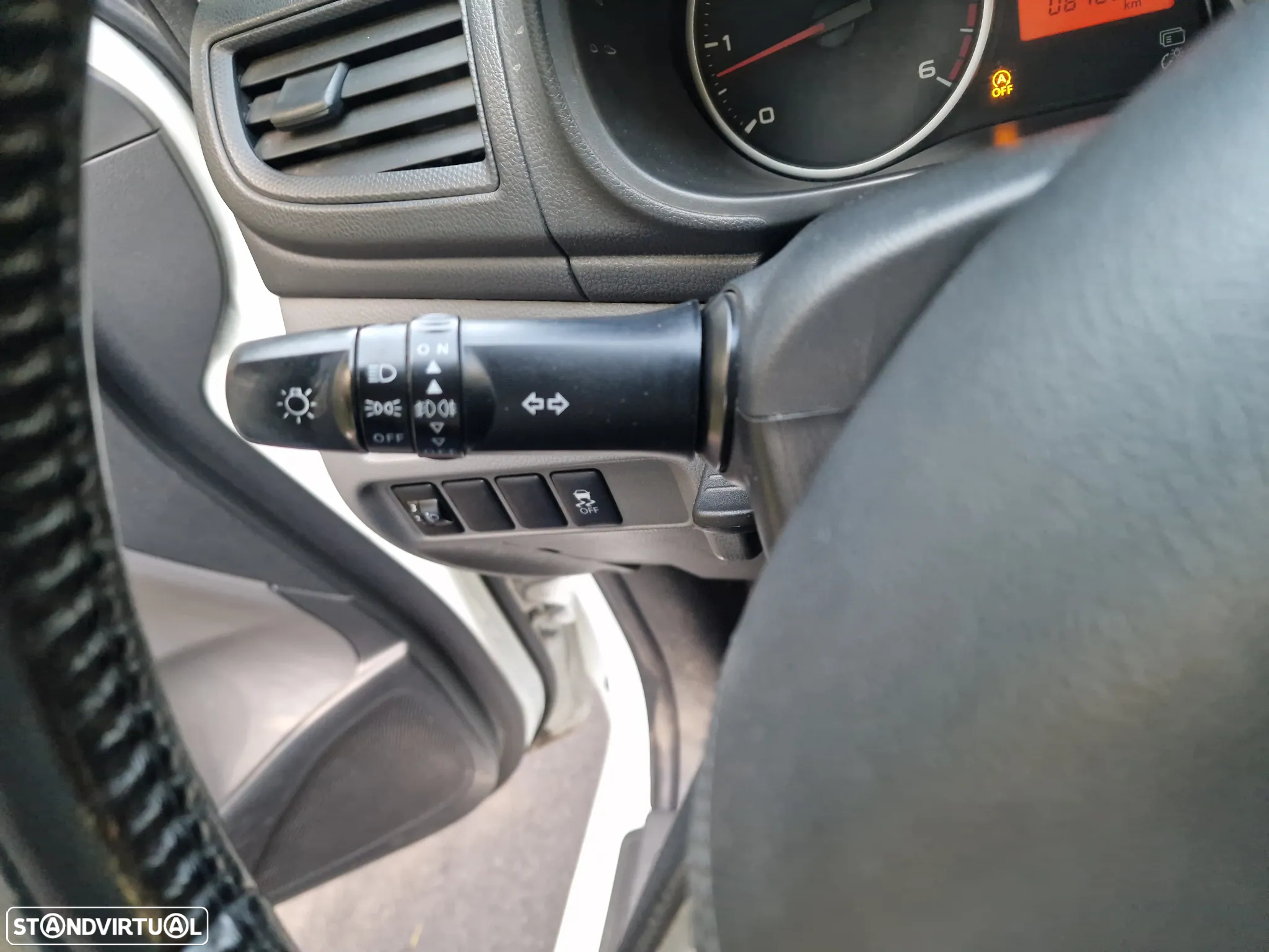 Mitsubishi L200 - 49