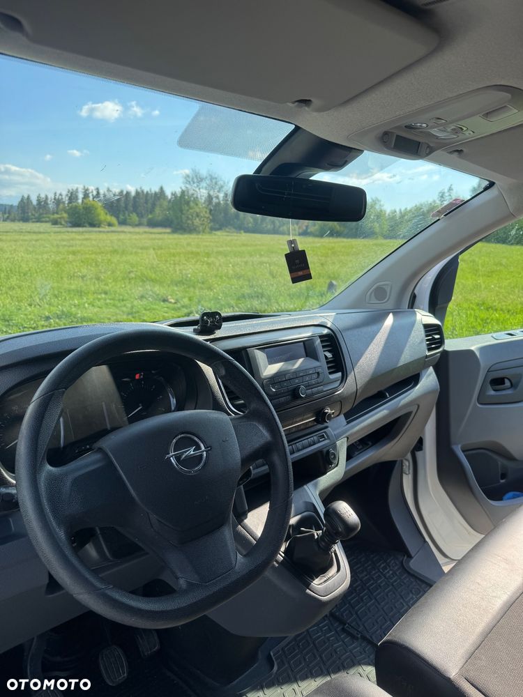Opel Vivaro - 15