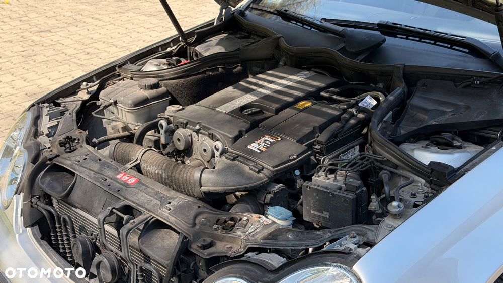 Mercedes-Benz Klasa C 180 Kompressor Automatik Classic - 27