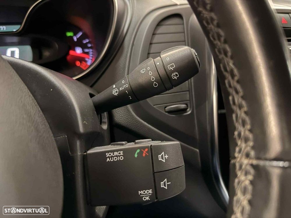 Renault Captur 0.9 TCE Exclusive - 17