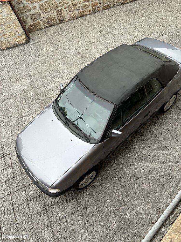 Opel Astra 1.6i GT - 4