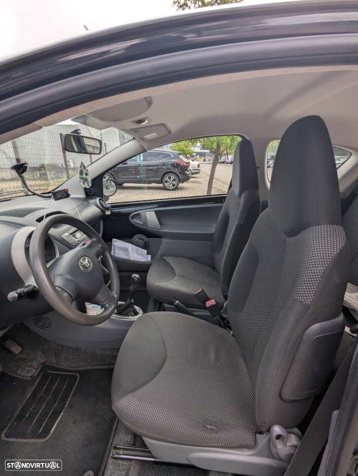 Toyota Aygo 1.0 + AC - 8