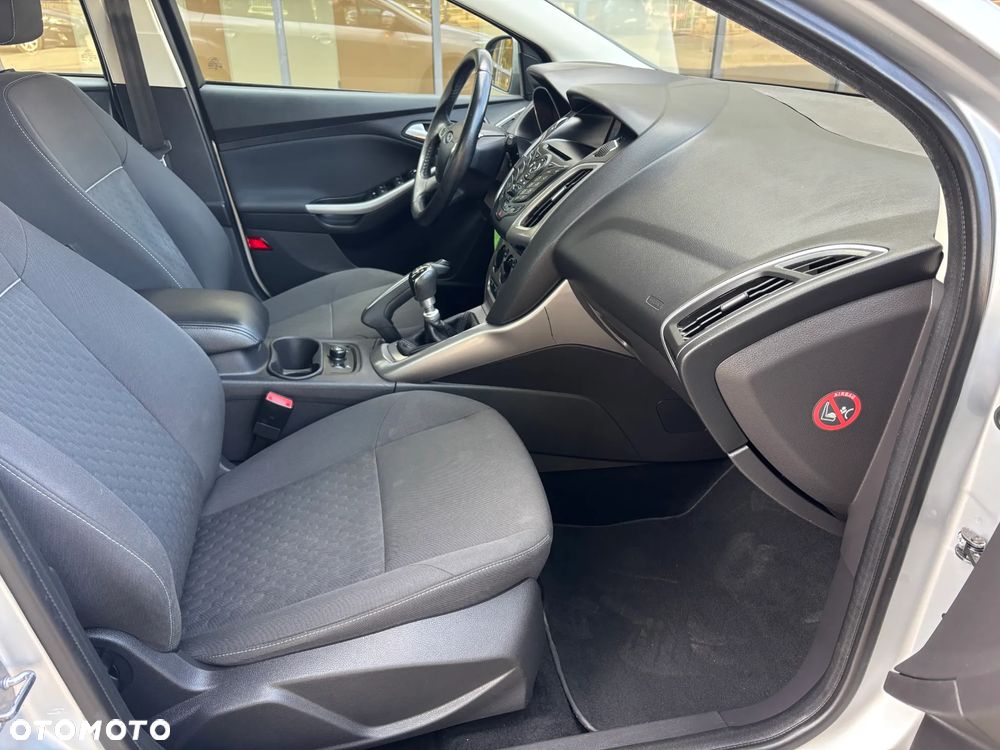 Ford Focus - 16