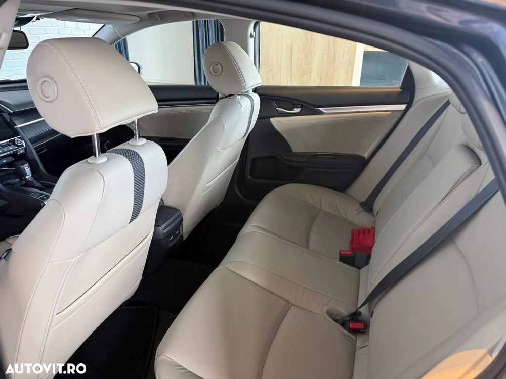 Honda Civic - 11