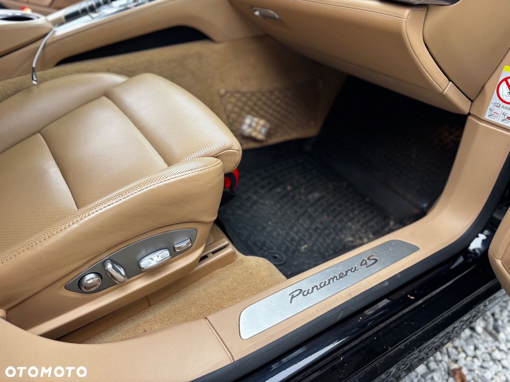 Porsche Panamera 4S Executive PDK - 13