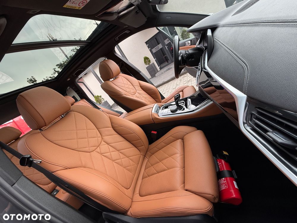 BMW X5 xDrive40i - 15