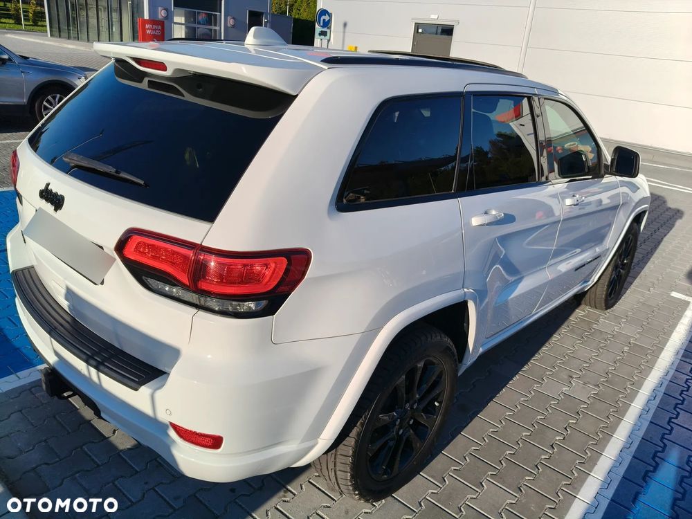 Jeep Grand Cherokee - 4