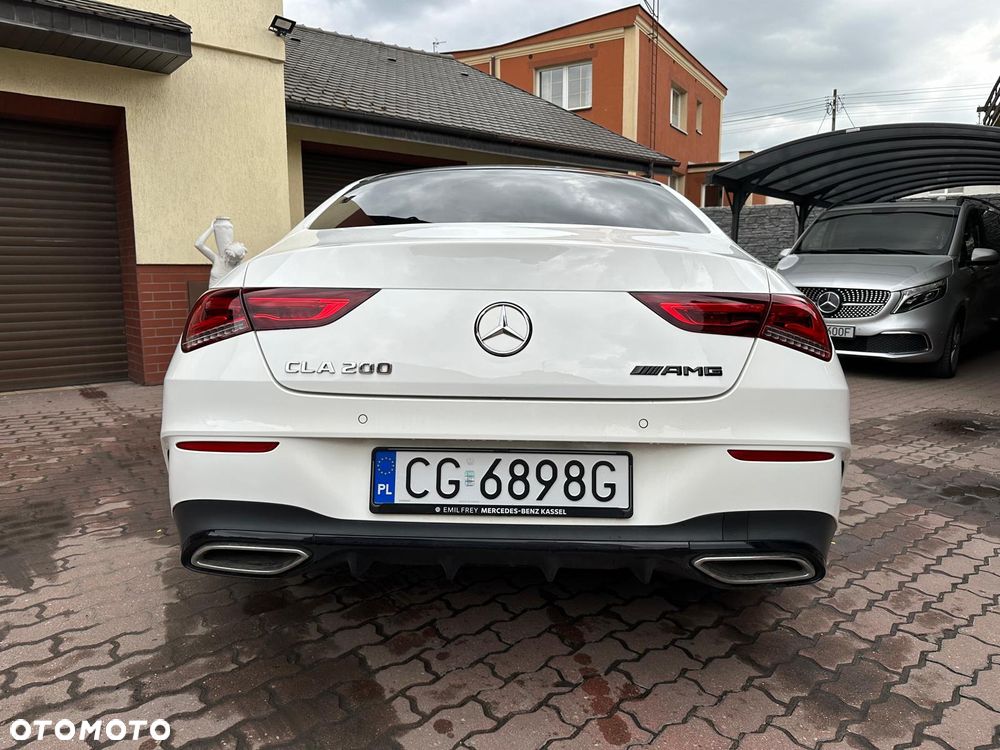 Mercedes-Benz CLA - 4