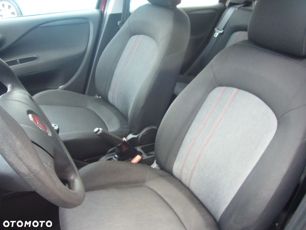 Fiat Punto 1.2 Young - 12