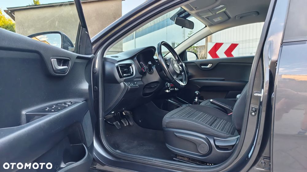 Kia Stonic 1.2 Dream-Team Edition - 19
