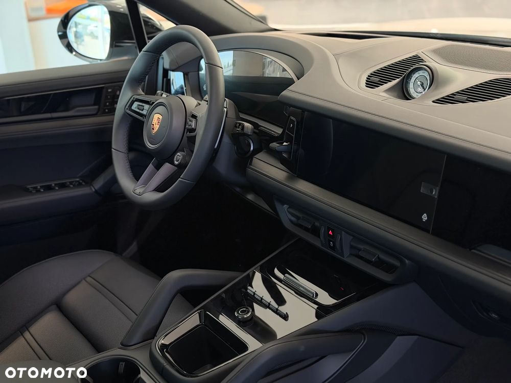 Porsche Cayenne E-Hybrid PHEV Black Edition - 14