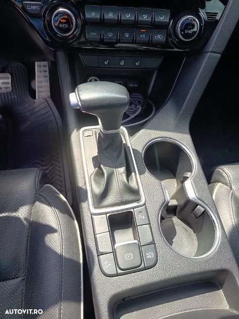 Kia Sportage 2.0 DSL HP 6AT 4x4 GT Line - 11