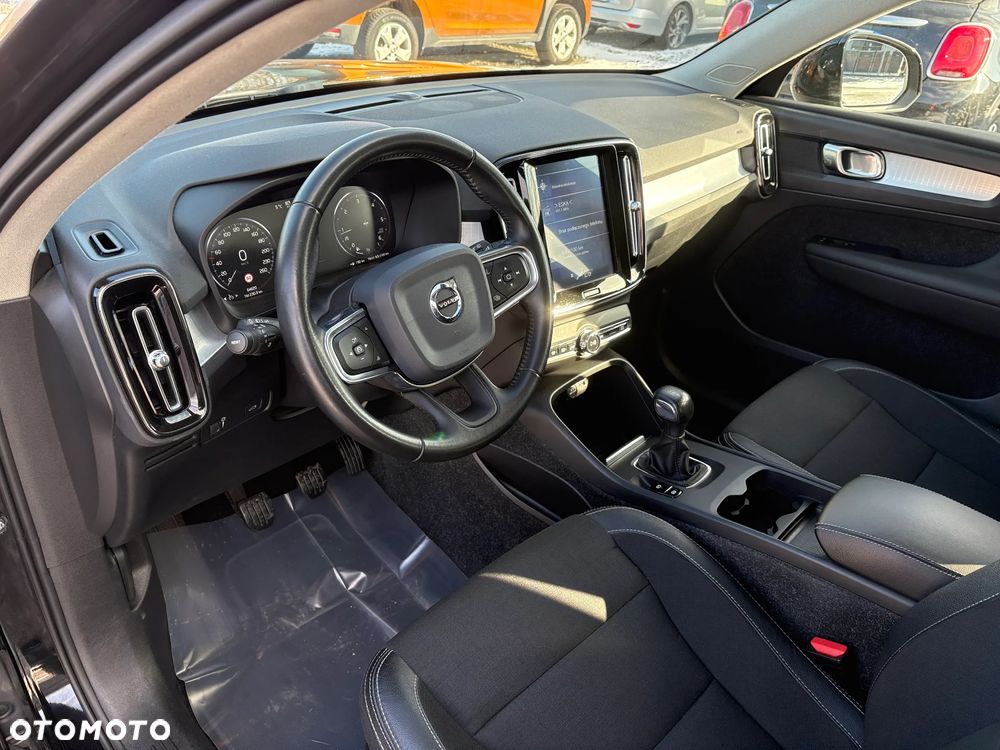Volvo XC 40 D3 Momentum Pro - 9