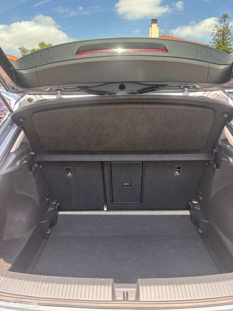 VW T-Roc 1.0 TSI Urban - 6