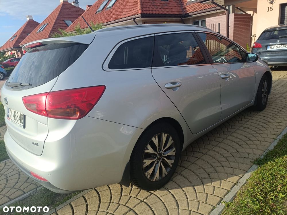 Kia Ceed 1.6 CRDi L DCT - 2