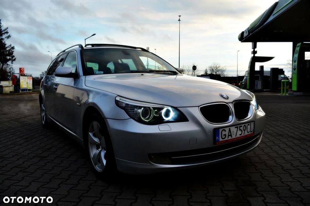 BMW Seria 5 520d - 15