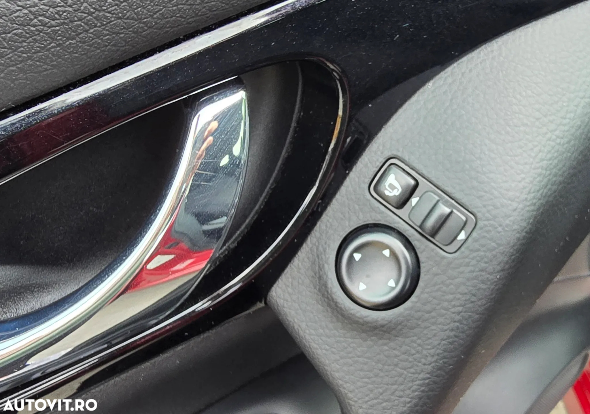 Nissan Qashqai 1.6 DCI ALL-MODE 4x4i N-Connecta - 31