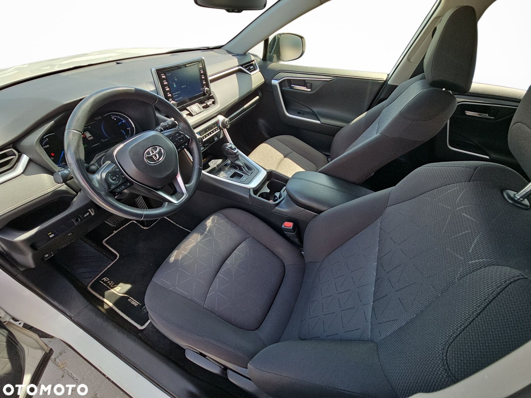Toyota RAV4 - 9