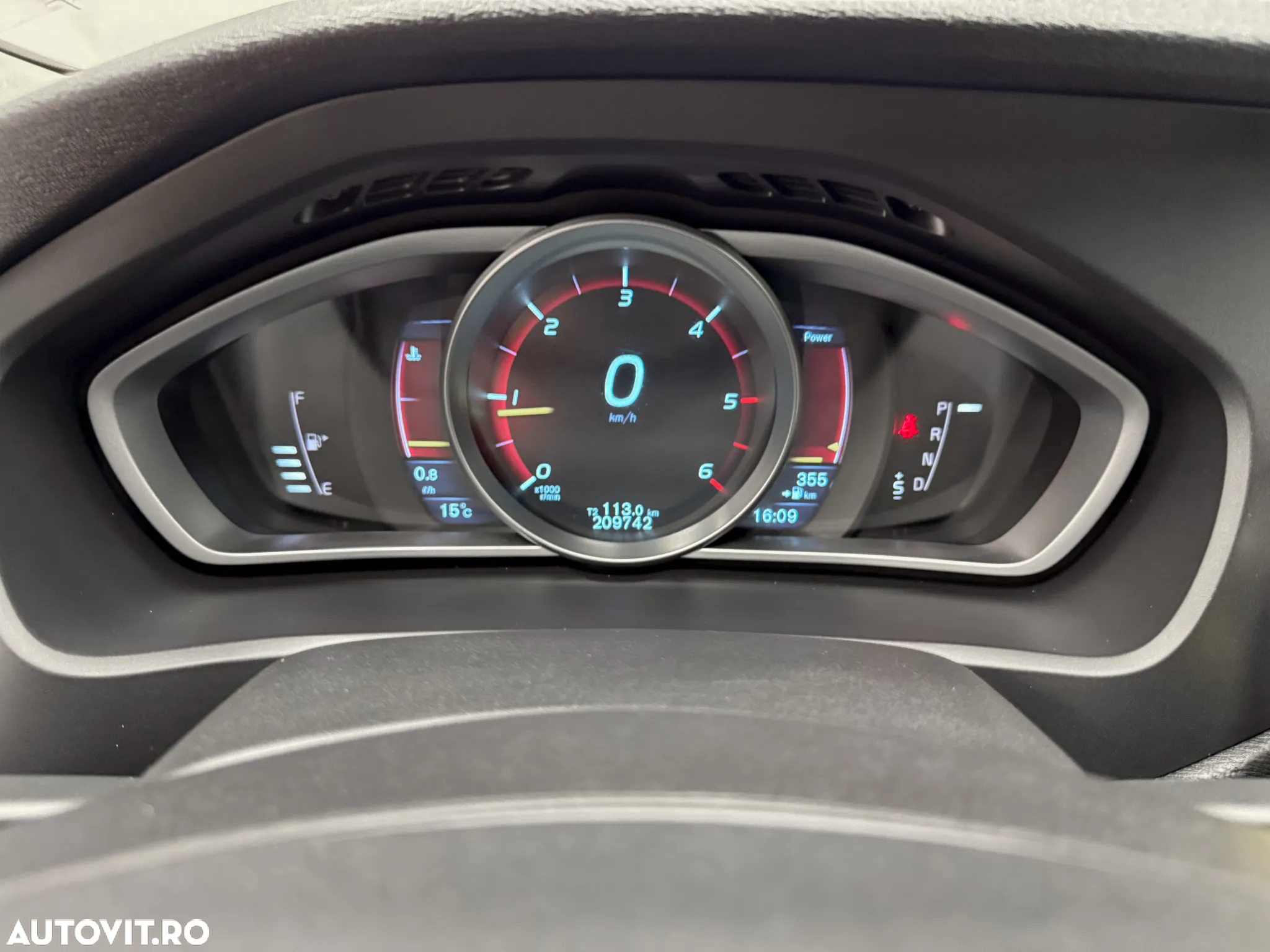 Volvo V40 D2 Geartronic Linje You! - 24