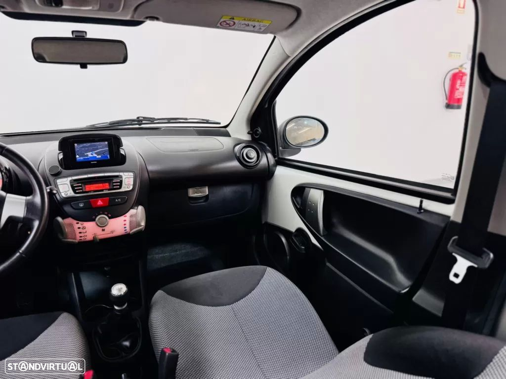 Toyota Aygo 1.0 Power Pack+AC+JLL+VSC - 28