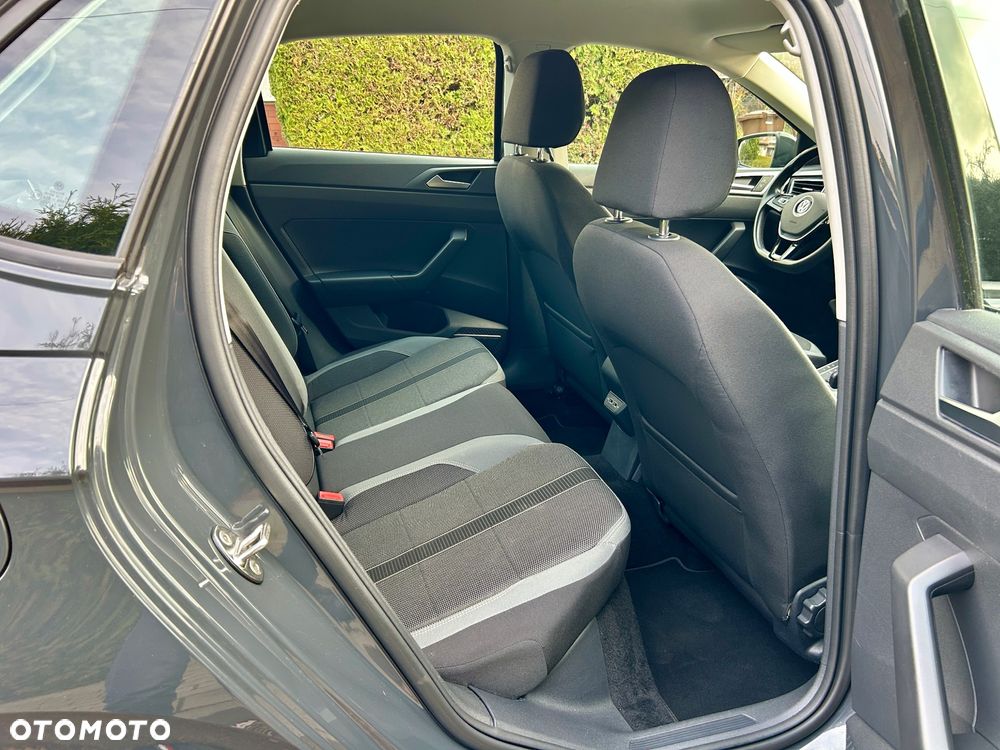 Volkswagen Polo 1.6 TDI SCR DSG Highline - 19
