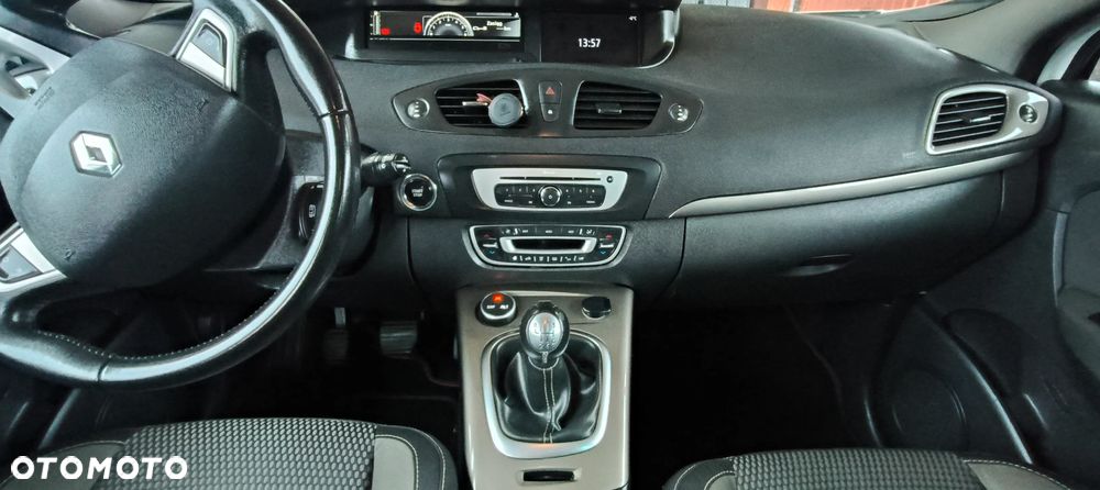 Renault Scenic - 7
