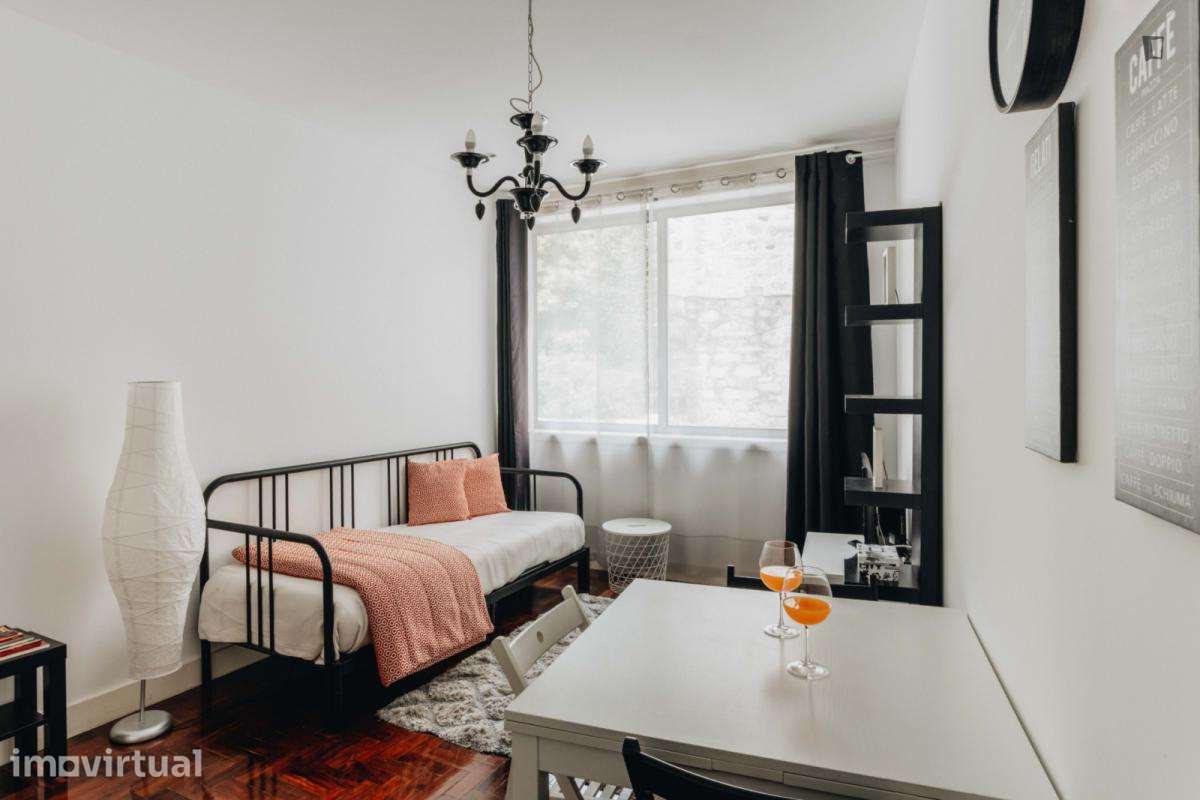Apartamento com 1 quartos - localizado em Santo Ildefonso Porto - Grande imagem: 4/9