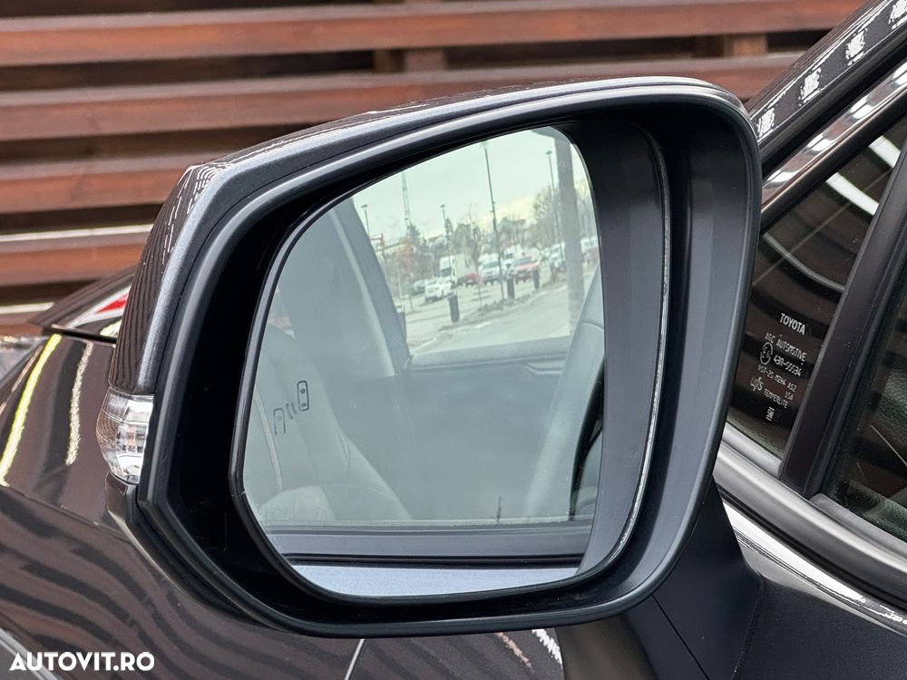 Toyota RAV4 2.5 4x4 Hybrid Adventure - 17