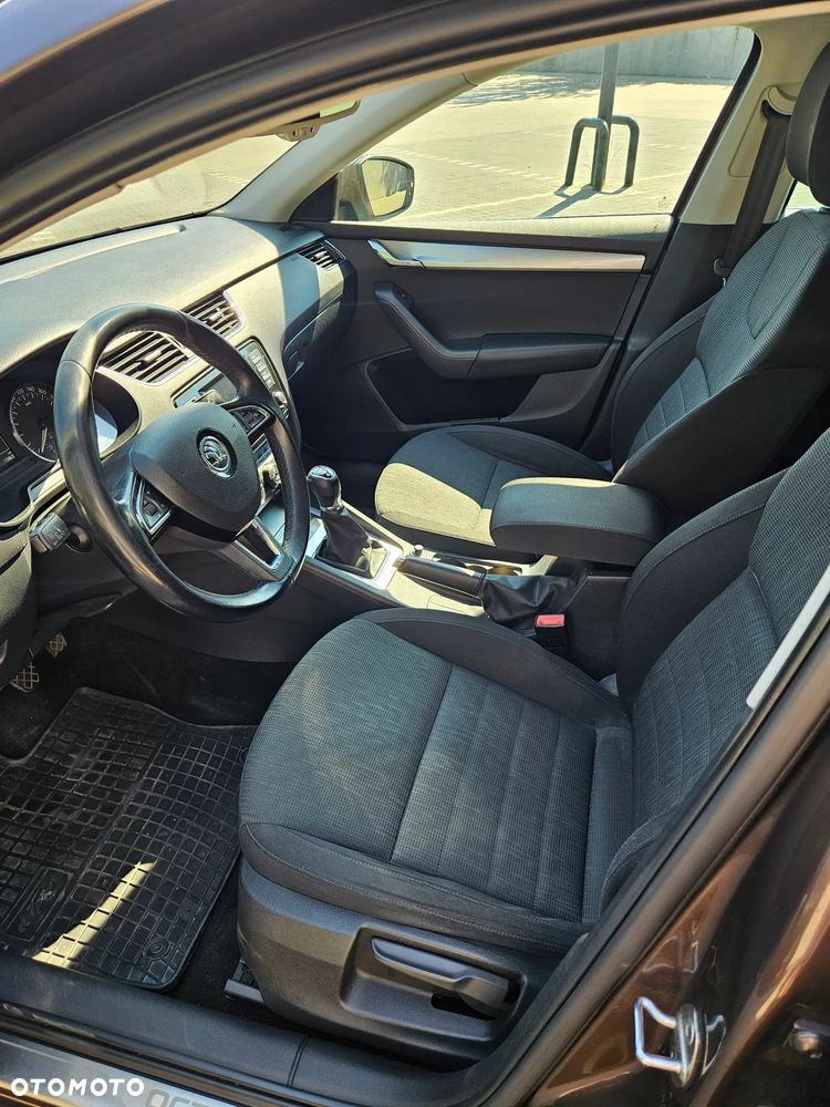 Skoda Octavia 2.0 TDI 4x4 Elegance - 21