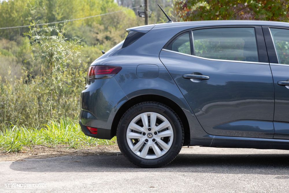 Renault Mégane 1.5 Blue dCi Intens EDC - 32