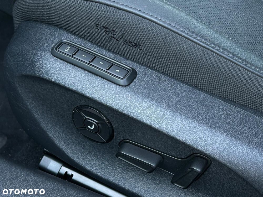 Skoda Superb 2.0 TDI SCR L&K DSG - 39