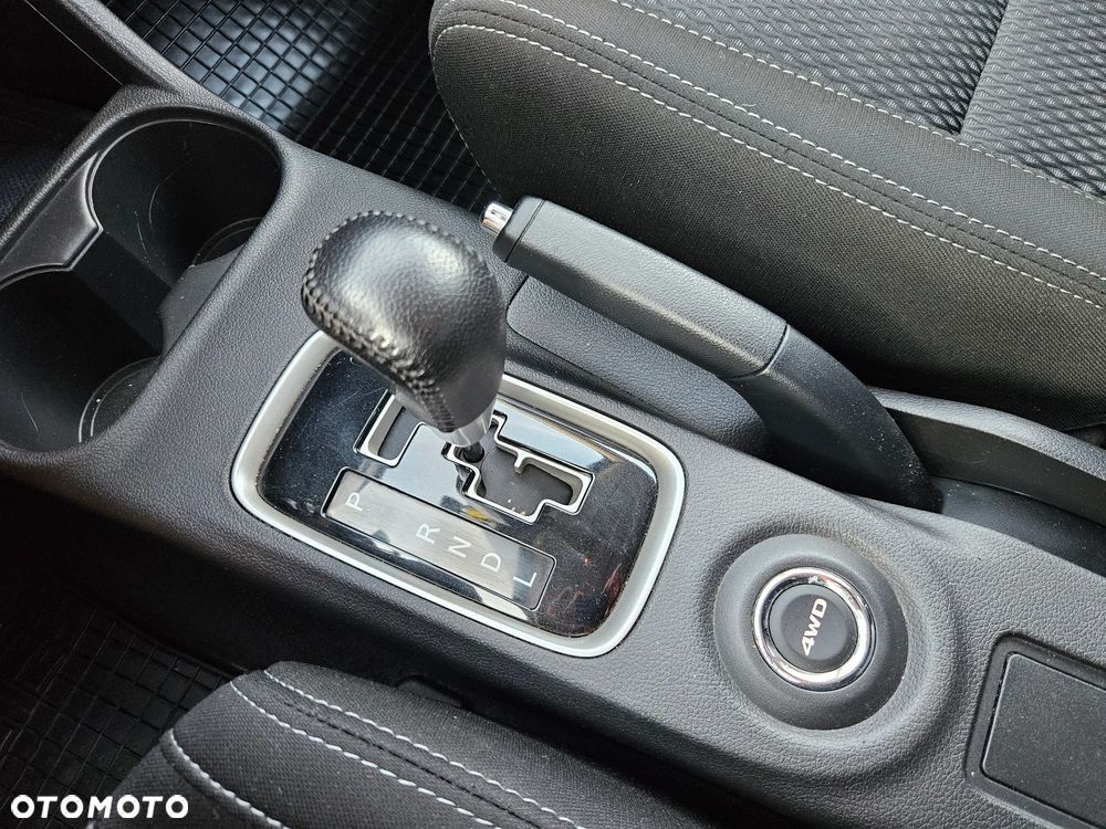 Mitsubishi Outlander 2.0 Intense Comfort 4WD CVT - 21