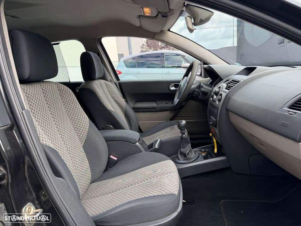Renault Mégane Break 1.5 dCi Confort - 13