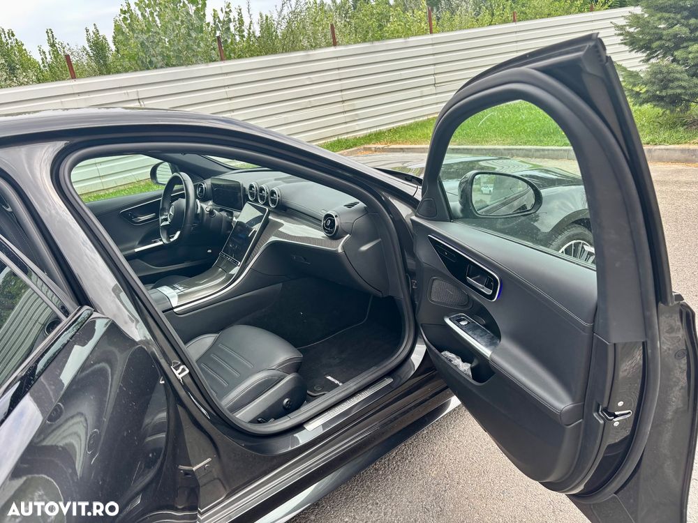 Mercedes-Benz C 180 9G-TRONIC AMG Line - 35