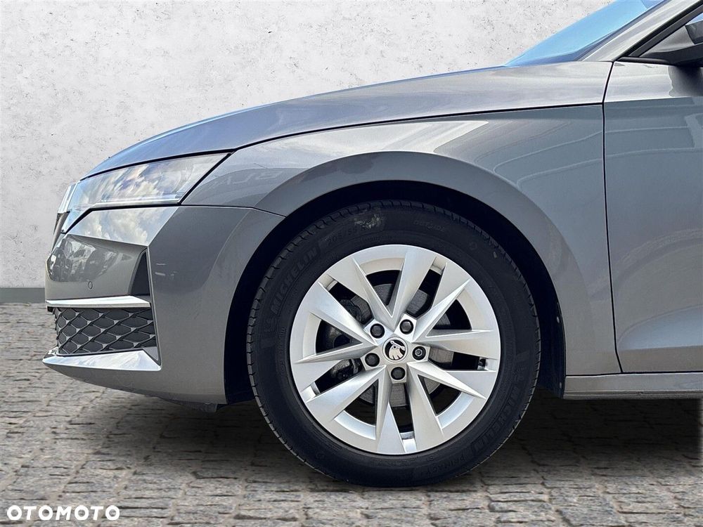 Skoda Octavia 1.5 TSI mHEV Selection DSG - 37