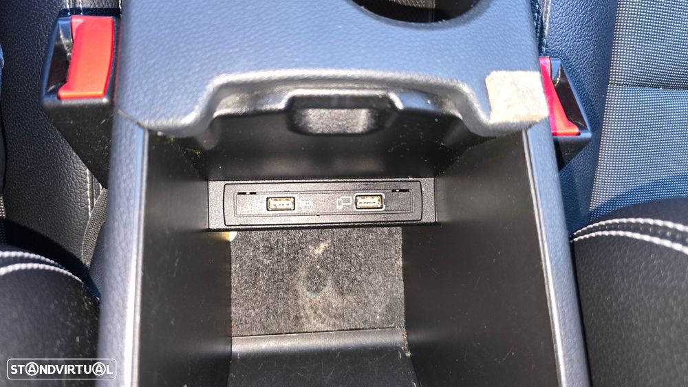 Mercedes-Benz A 180 d Urban - 26