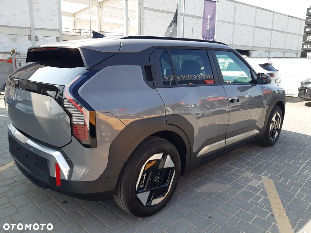 Kia EV3 81.4kWh Earth - 6