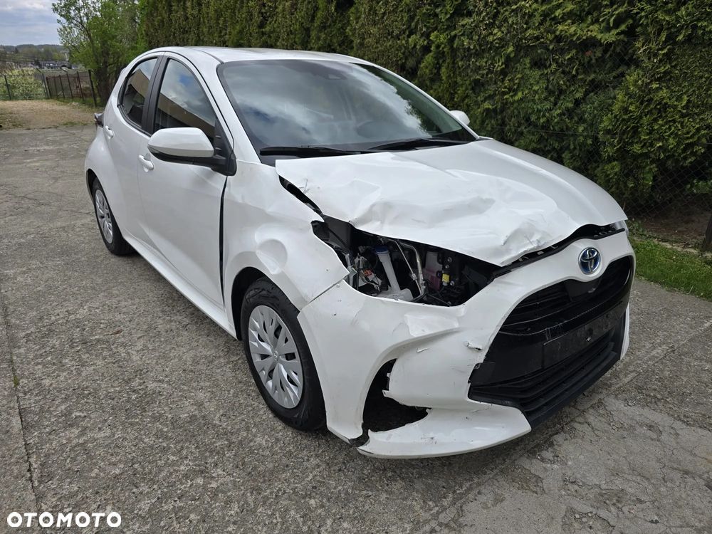 Toyota Yaris Hybrid 1.5 Selection Style - 6